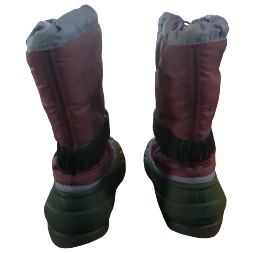 SOREL Purple and Black Pull On Drawstring Snow Boots